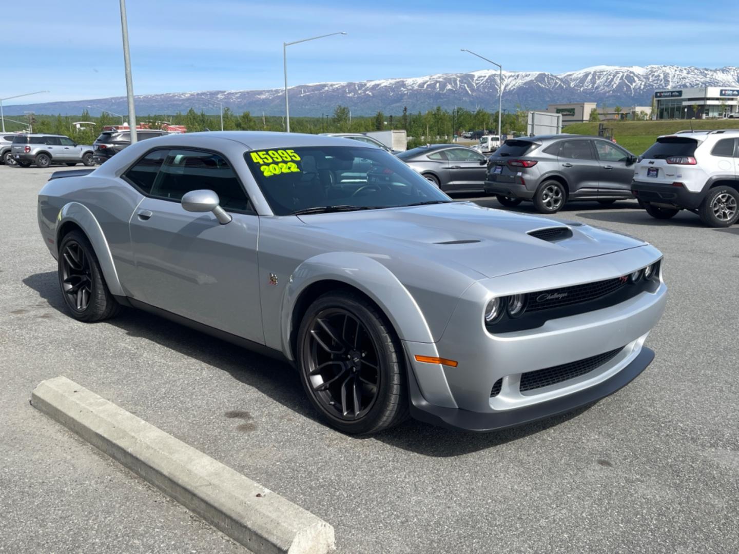 2022 SILVER DODGE CHALLENGER R/T SCAT PACK (2C3CDZFJ7NH) with an 6.4L engine, 6-Speed Manual transmission, located at 1960 Industrial Drive, Wasilla, 99654, (907) 274-2277, 61.573475, -149.400146 - Photo#4